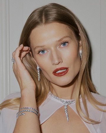 Toni Garrn