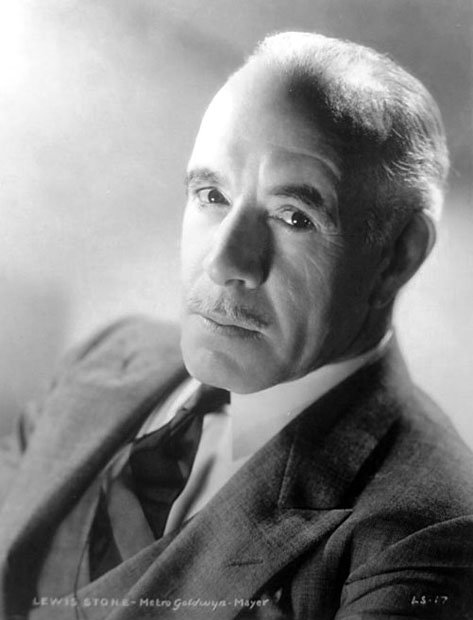 Lewis Stone
