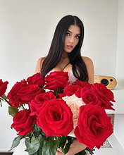 Alina Enero pictures and photos