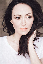 Funda Rosenland pictures and photos