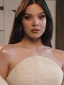 Hailee Steinfeld
