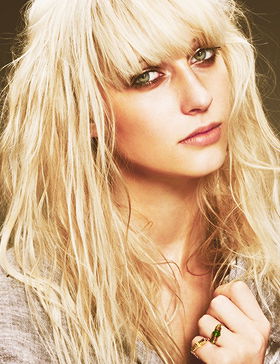 Flora Brandt