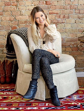 Natalie Bergman