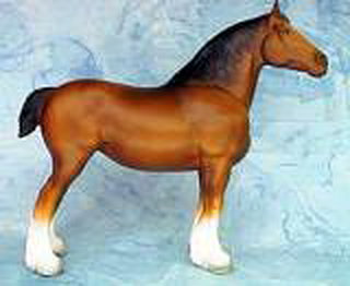 Breyer Clydesdale Mare chestnut is in your collection!