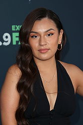 Paulina Alexis pictures and photos
