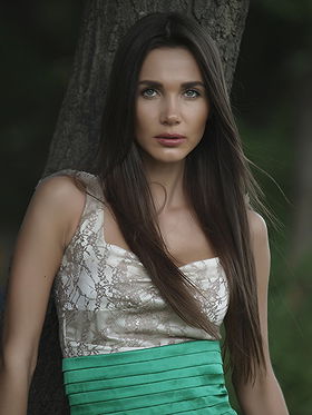 Yasemin Hadivent