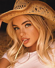 Emma Kotos. pictures and photos