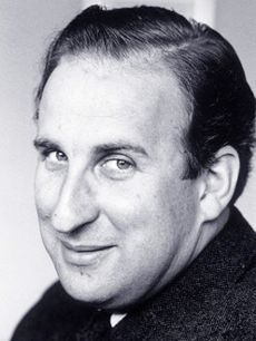 Christopher Benjamin