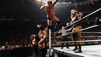 Bray Wyatt, Luke Harper & Braun Strowman vs. Dean Ambrose, Roman Reigns & Chris Jericho