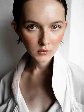 Anouk Pinous