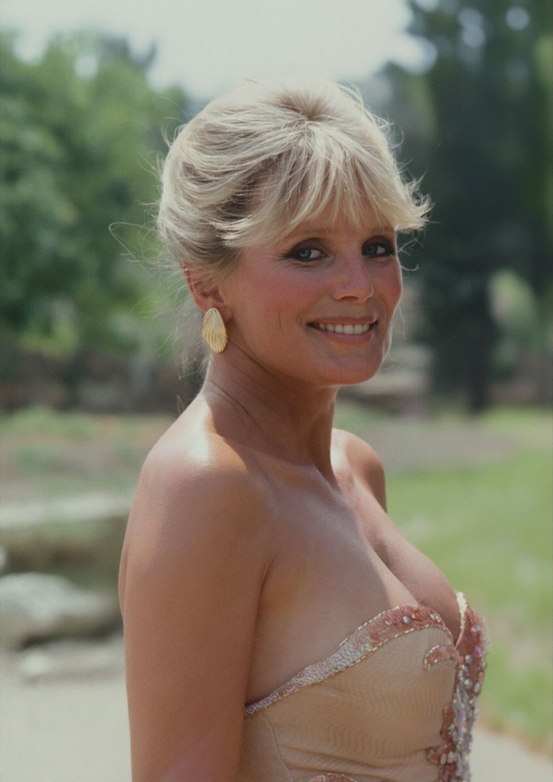 Linda Evans
