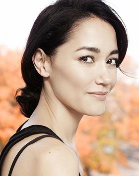 Sandrine Holt