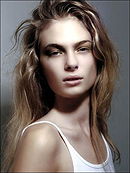 Julie De Gouy