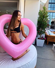 Isabella Lombardi pictures and photos