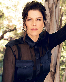 Neve Campbell