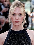 Maika Monroe