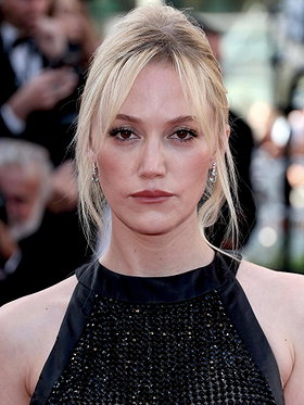 Maika Monroe