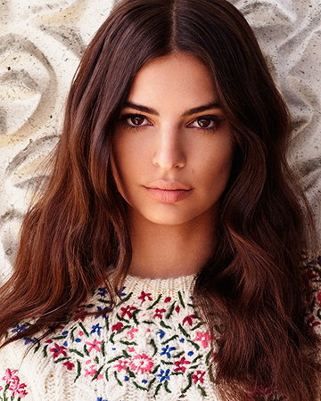 Emily Ratajkowski