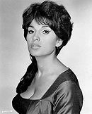 Yvonne Romain