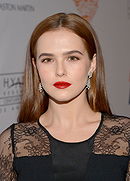Zoey Deutch