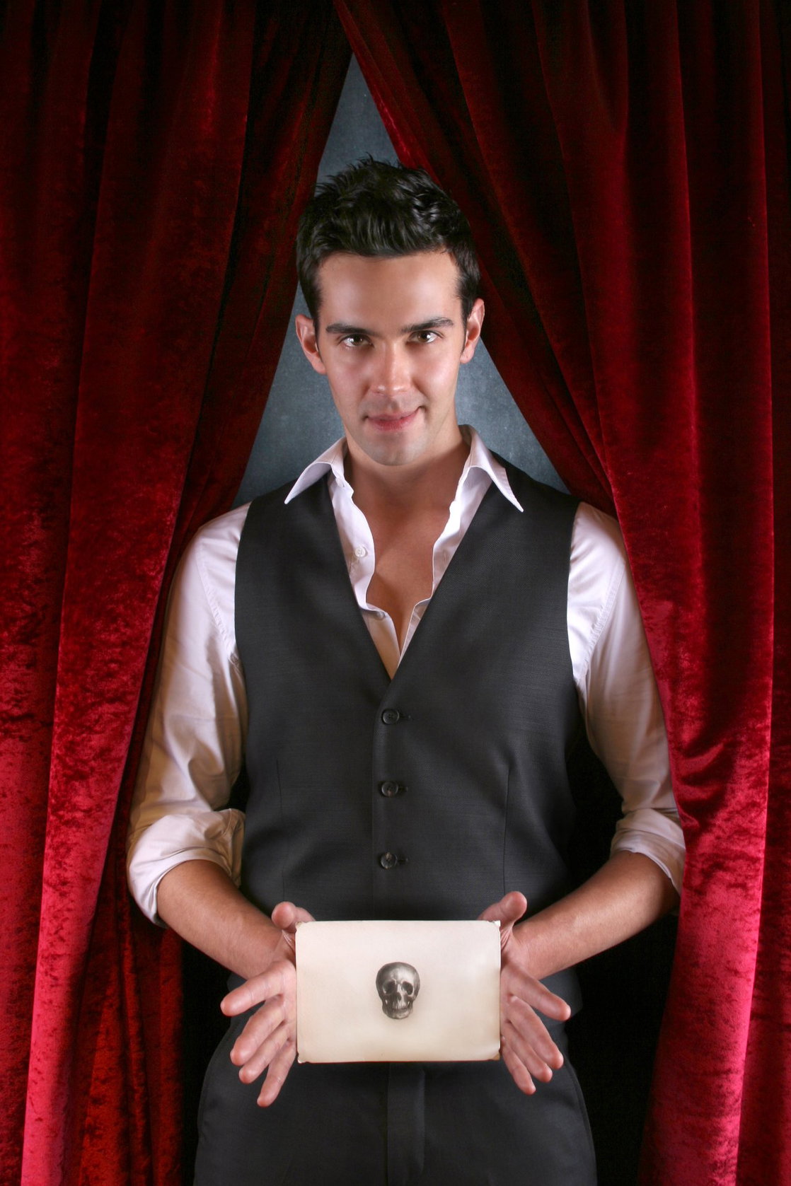 Michael Carbonaro